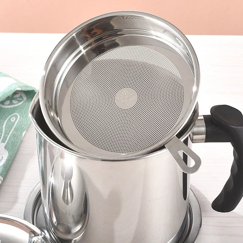 PurePour Oljesil – Enkelt och säkert filtrering av olja för hälsosammare matlagning