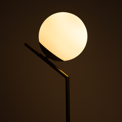GlowTouch Bordslampa - Modern och Stilig LED Lampa