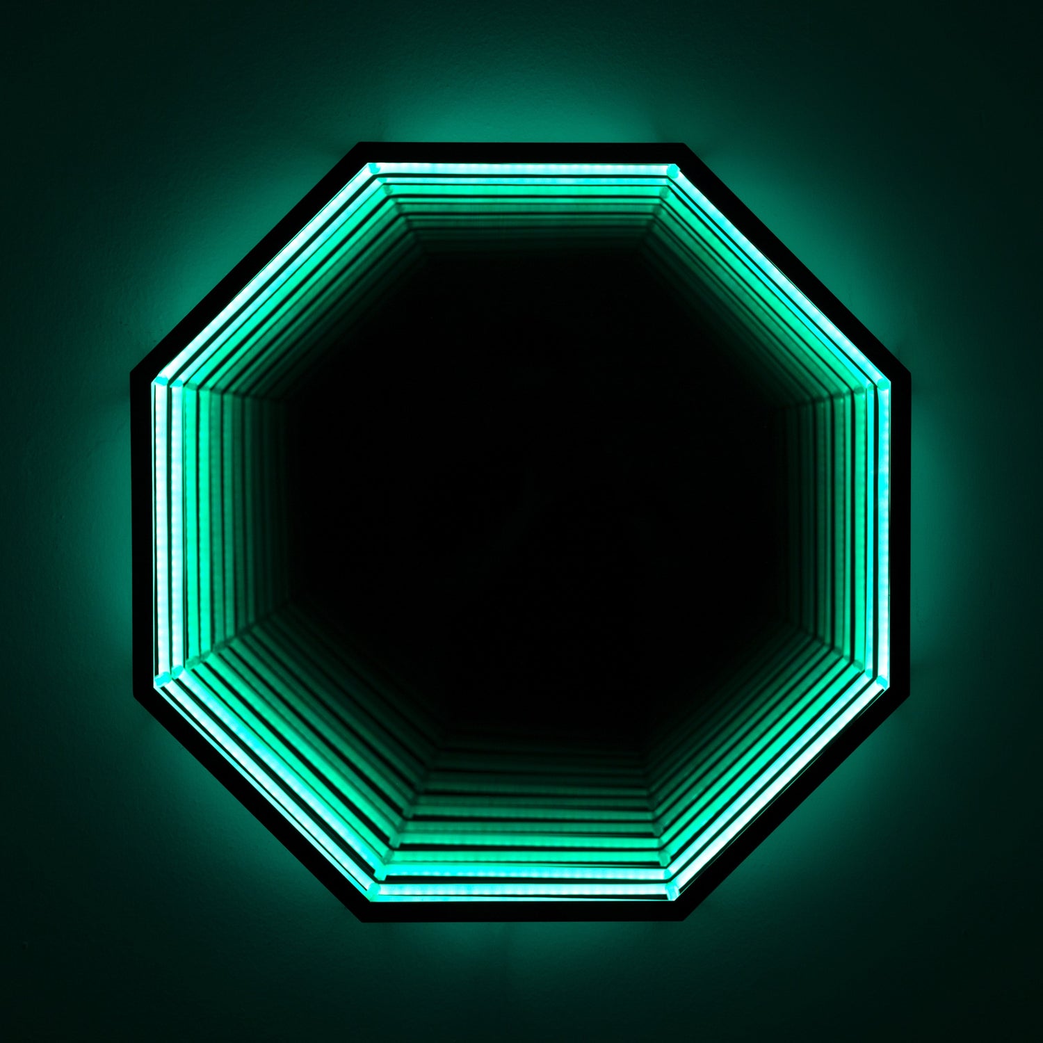 Octagon 3D Infinity Spegel Vägglampa