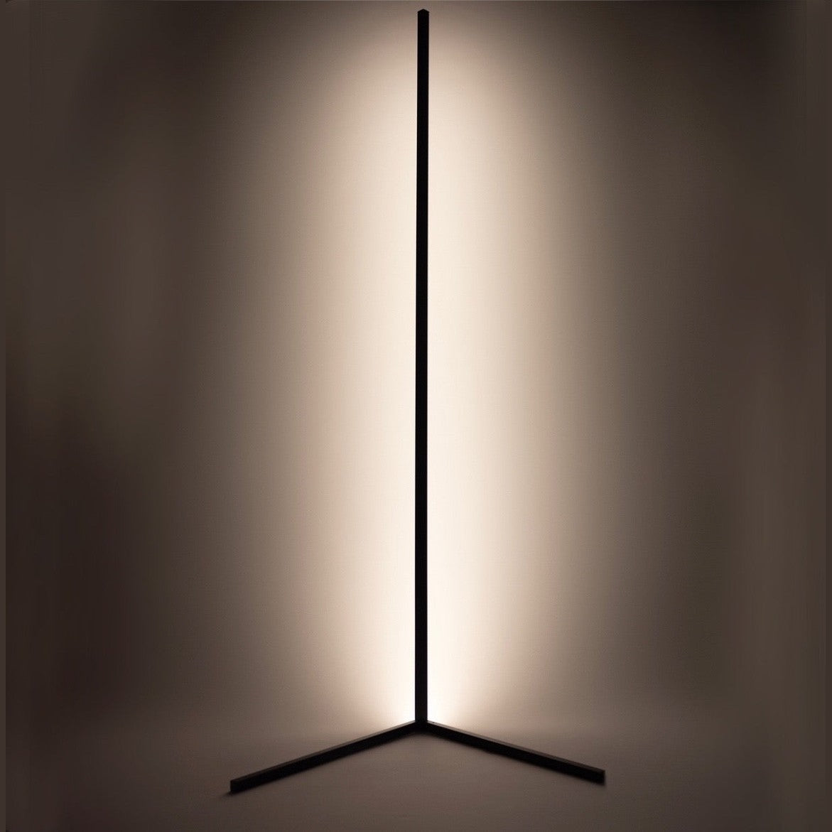 Modern LED Aluminium Hörngolvlampa