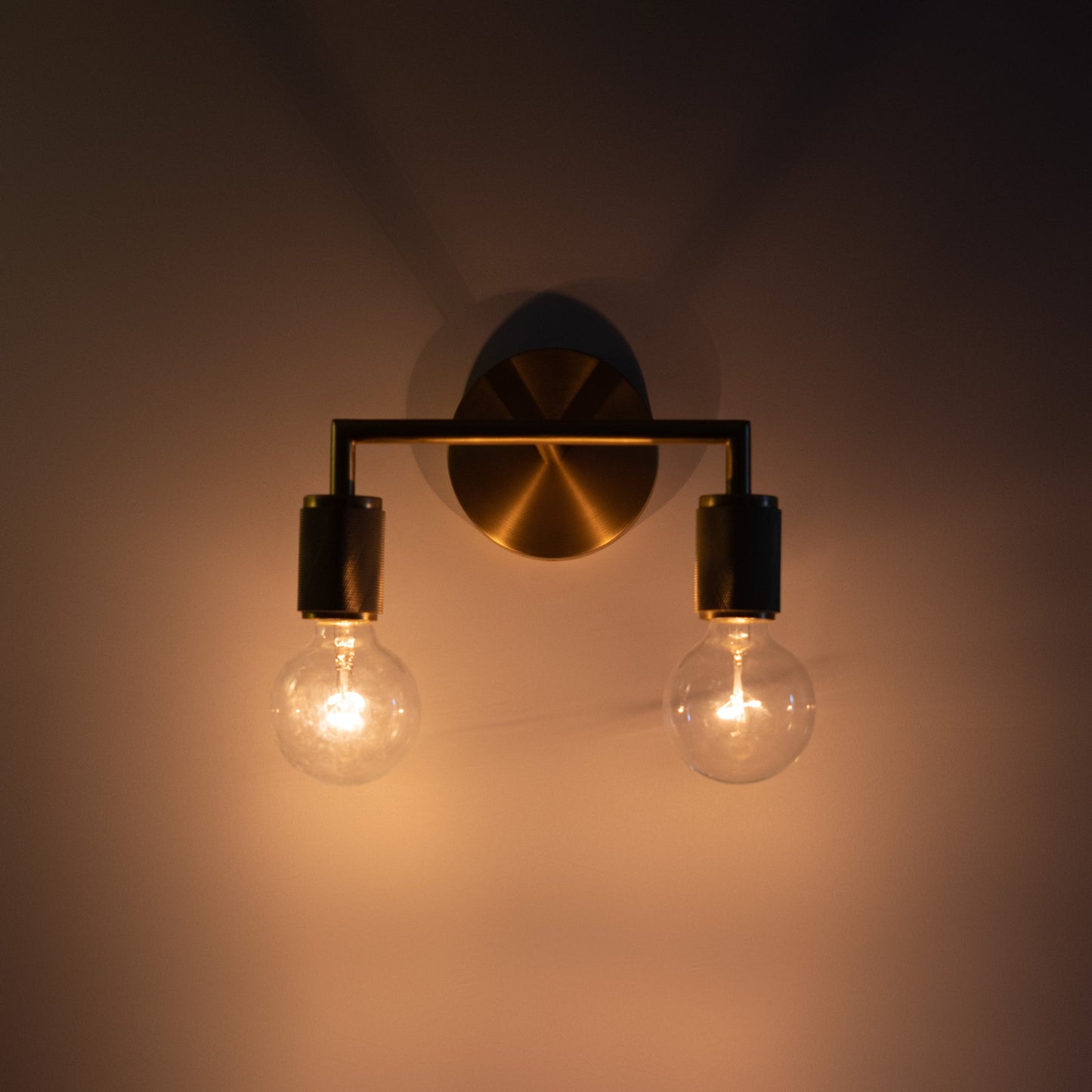 Dubbel Dazzle Vägglampa