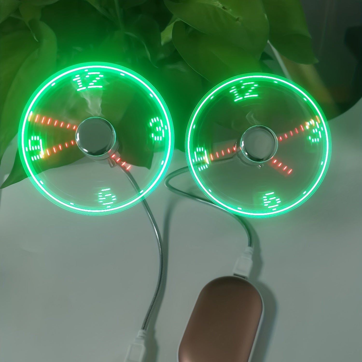 USB Skrivbordsfläkt med LED Klockdisplay