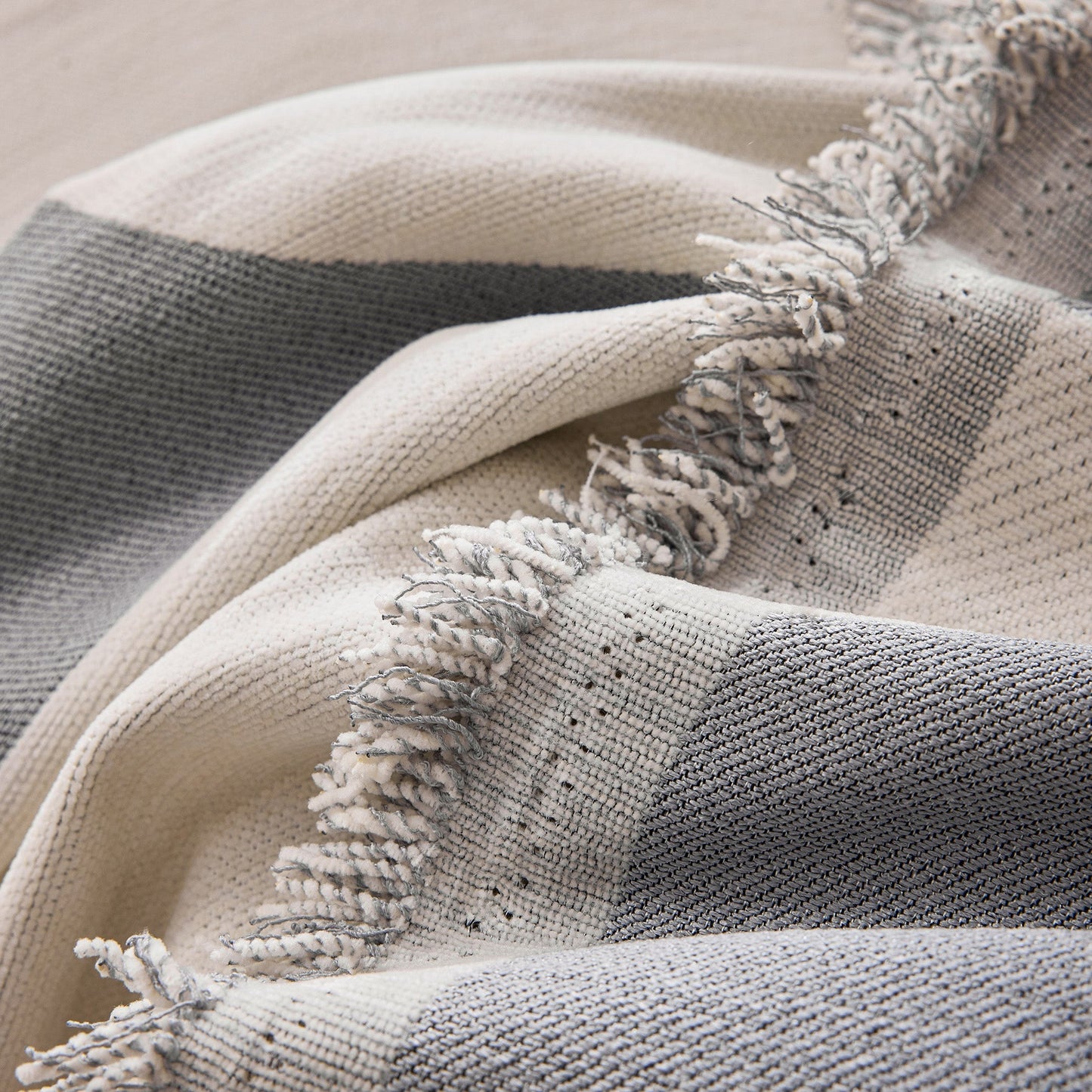 Picasso's Mirage Sofföverdrag - Modernt, Styligt & Hållbart Soffskydd