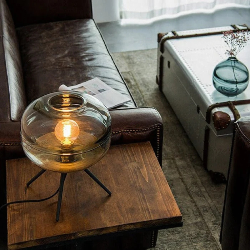 ModernEase Bordslampa – Stilig och Varm