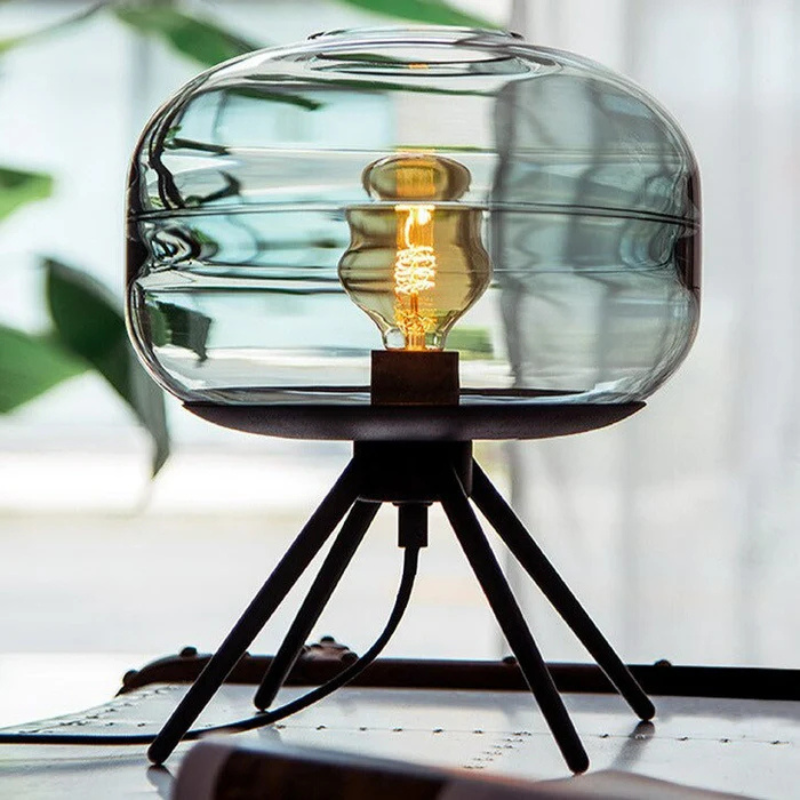 ModernEase Bordslampa – Stilig och Varm