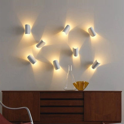 Eveline Modern Geometrisk LED Vägglampa - 4 Färger Inomhus/Ute Metall