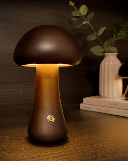 Carvallo Mushroom Glow – Träbordslampa med Organisk Form och Varm Atmosfär