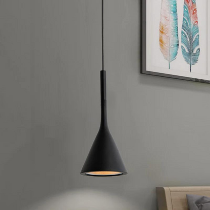NordicCone - Skandinavisk hänglampa med minimalistisk design