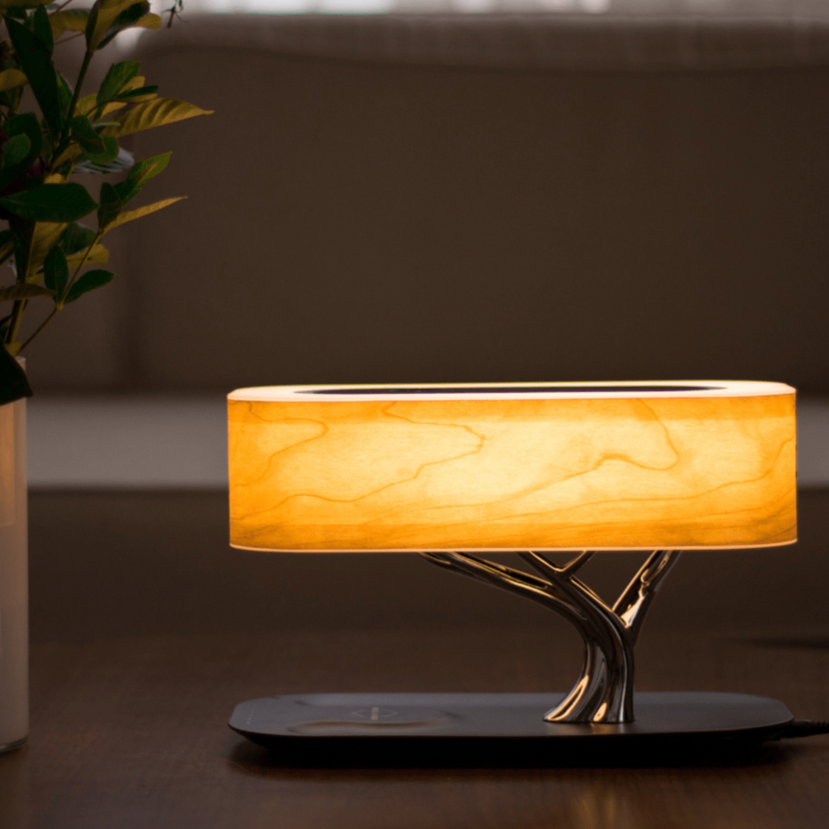 LumeFusion - Modern Bordslampa med Trådlös Laddning och Bluetooth-Högtalare