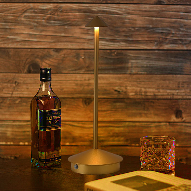Arrow Trådlös Lampa