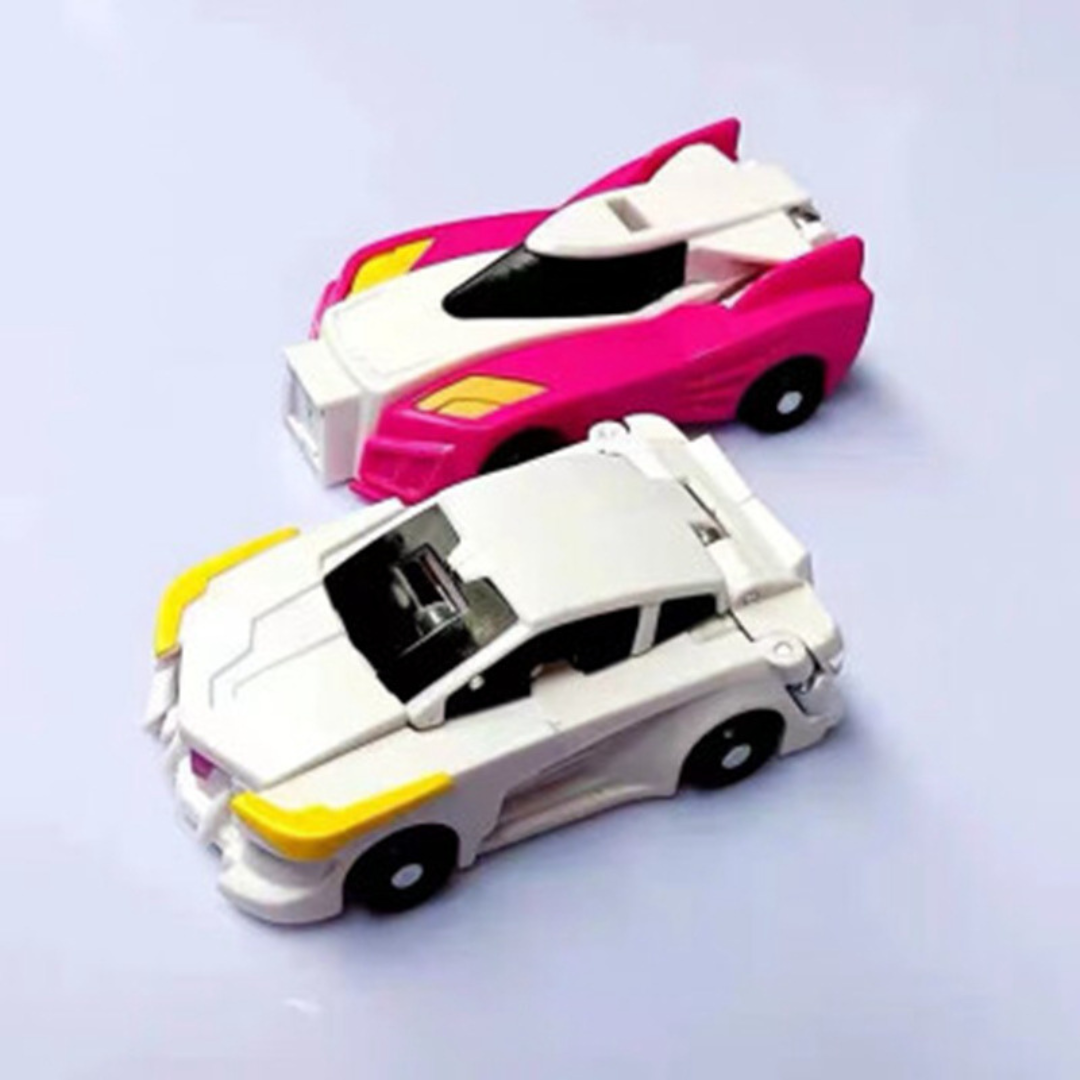 Magnetiska enhörning transformerande bilar