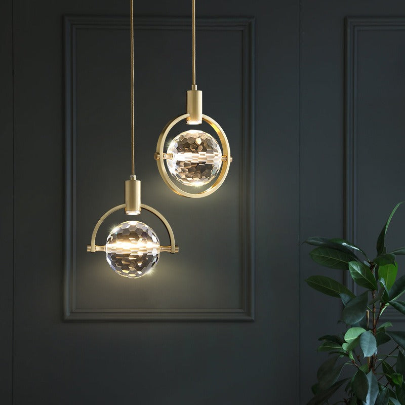 LumiCrystal - LED Hänglampa med Ringformad Kristalldesign