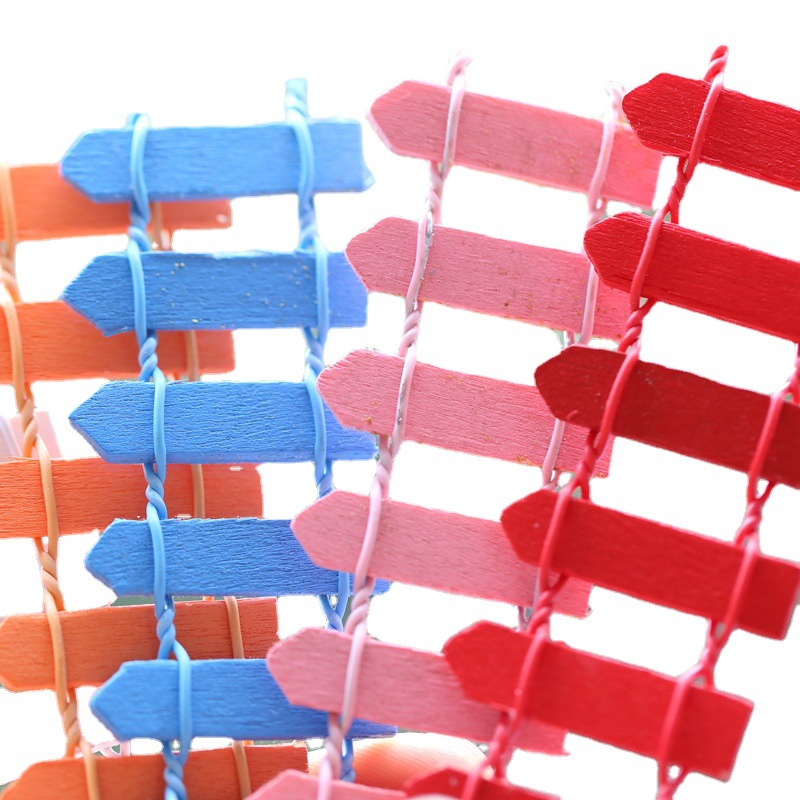 Miniatyr trädgårdsgärde i trä – Färgglad dekoration för feuträdgård och modellbygge