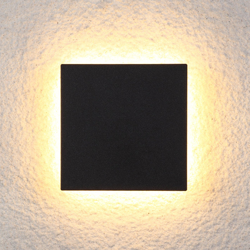 LunaGlow - Minimalistiska LED Vägglampor Svart Metall för Trädgård och Hall