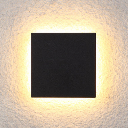 LunaGlow - Minimalistiska LED Vägglampor Svart Metall för Trädgård och Hall