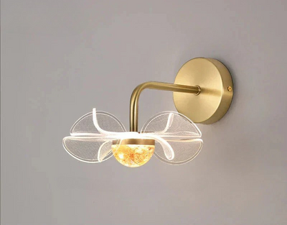 BloomGlow - Modern Blom Vägglampa med LED Belysning