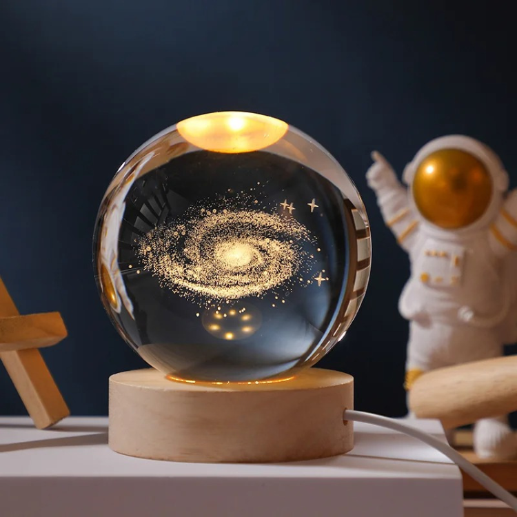 NebulaSphere – 3D-solssystem i en glaskula
