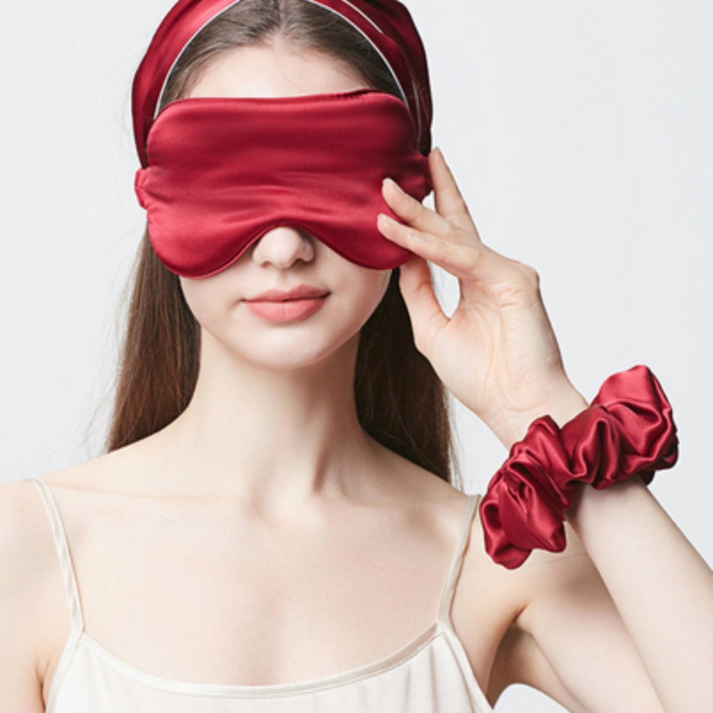Carvallo – Sidenmjuk sovmask med ultimat komfort och ljusblockering