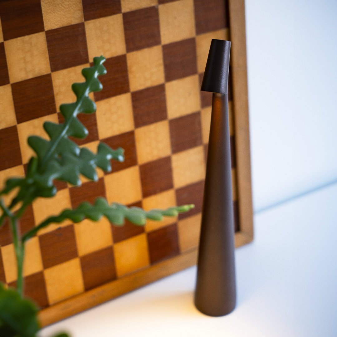 Carvallo - LED Bordslampa Uppladdningsbar | Modern och Funktionell Design | Hållbar Ambient Belysning