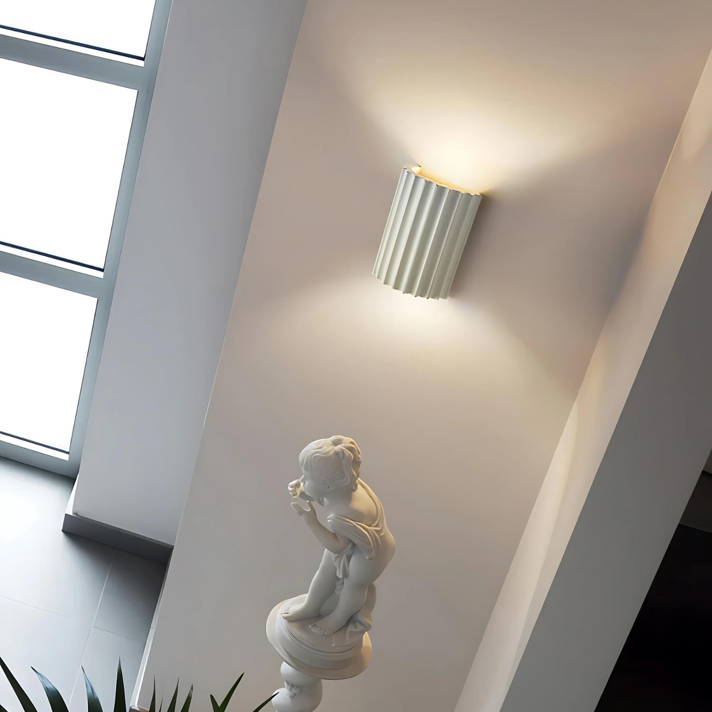 Carvallo – Vägglampa med vågig design för ett modernt interiör