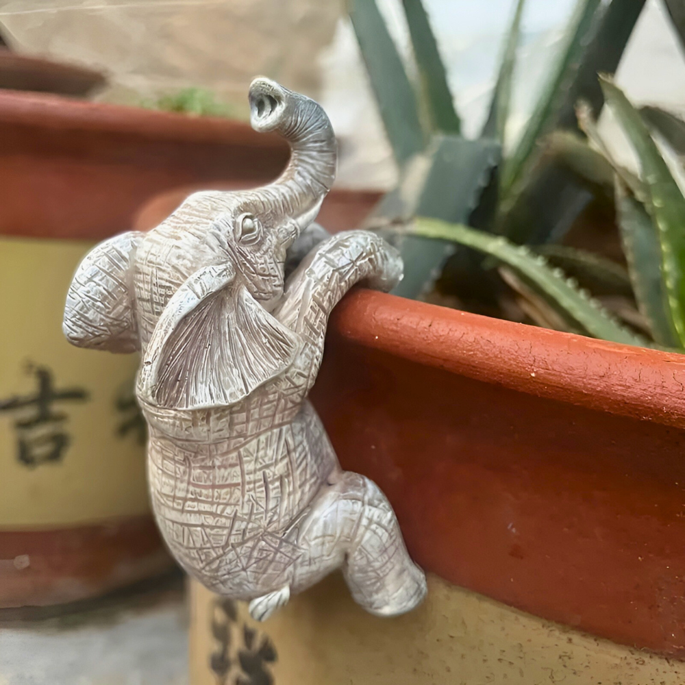 Unik Elefant Klättrande Skulptur