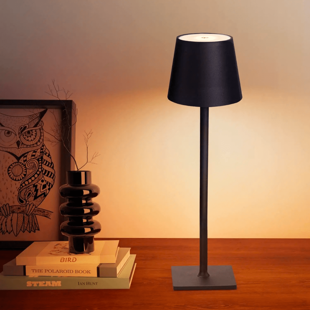 LuxoLite - Elegant trådlös bordslampa