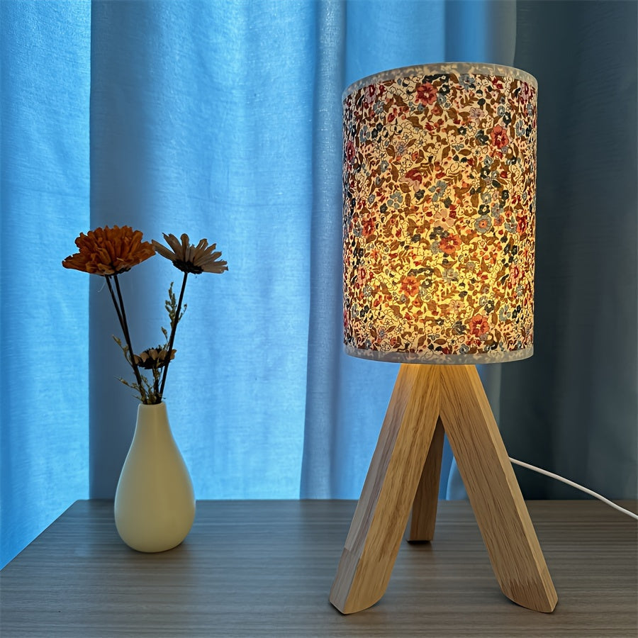 HoutLicht - Modern Trä Bordslampa med Tygtopp, USB Drivna, Tryck-knapp LED Nattljus