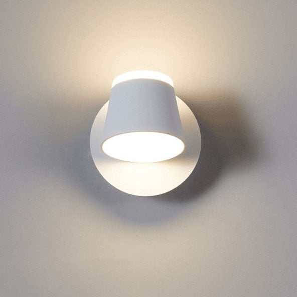 ScandiGlow – Justerbar LED Vägglampa med Cylinderformad Skärm, Finns i 1/2/3 Ljuspunktet
