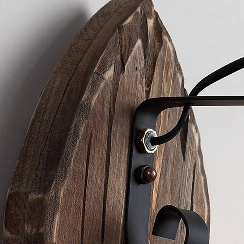 RusticGlow - Vintage vägglampa i trä med järnskärm för inredning i bottenvåningen