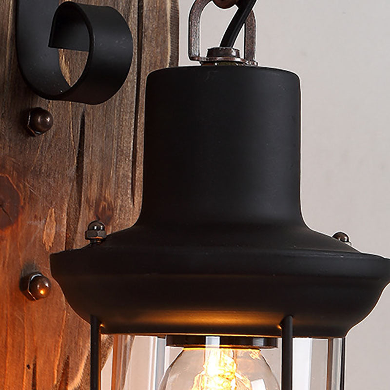 RusticGlow - Vintage vägglampa i trä med järnskärm för inredning i bottenvåningen