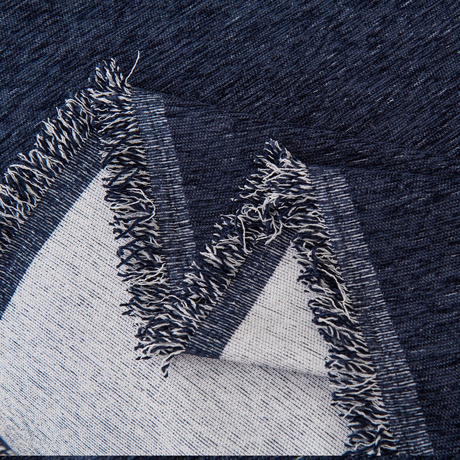 Pure Embrace Sofföverdrag - Modernt, Styligt &amp; Hållbart Soffskydd