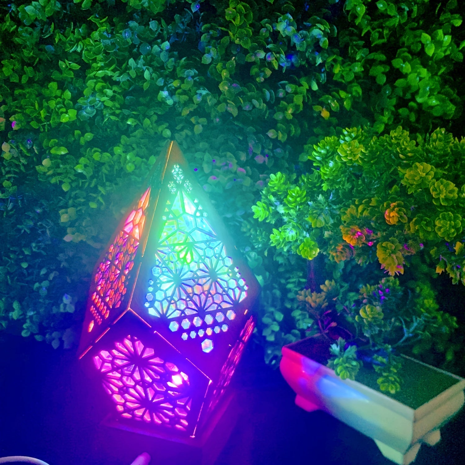 BohoGlow - Trä Bordprojektorlampa med USB-Laddning och Färgade LED-lampor