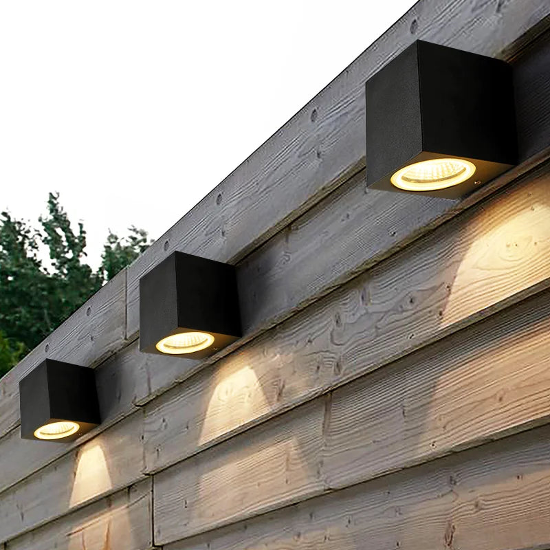 Hemellicht - LED-vägglampa för utomhusbruk