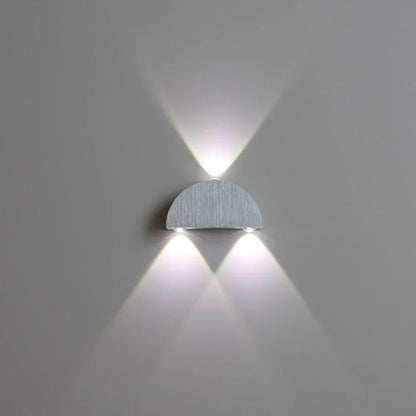 SereneLight - Minimalistisk LED Vägglampa för Inomhusbruk