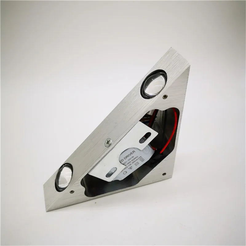 LuminousFence - Solarlampa för trädgården