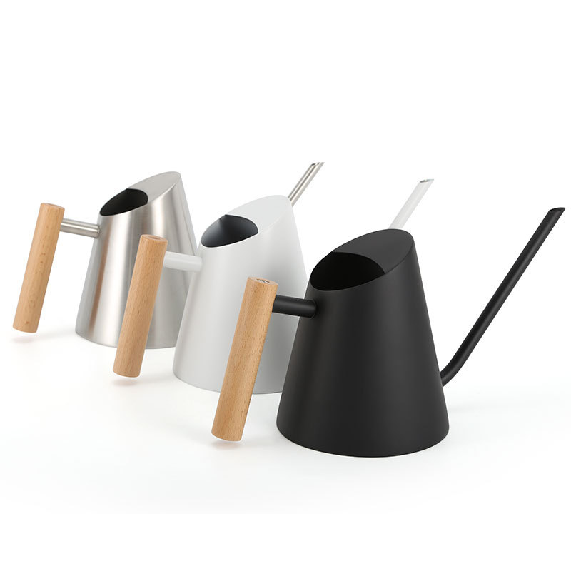 Modern vattenkanna med trähandtag – Stilig vattenkanna för växter i trädgården