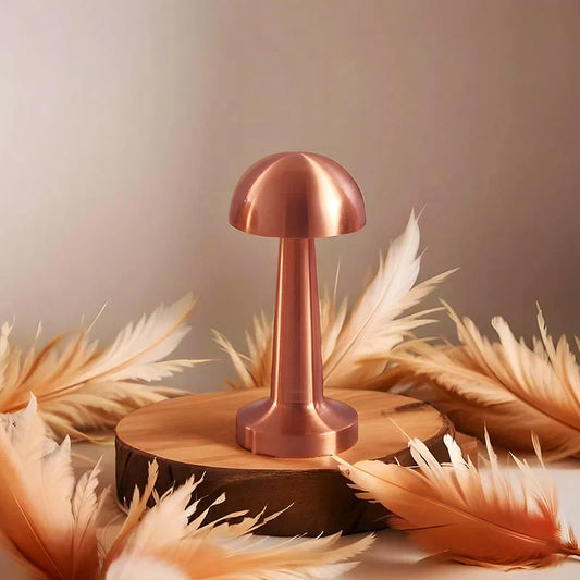 RoseGlow - Slank champignonlampa i koppar med en touch av elegans