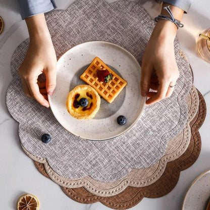 Tefat med vågig kant vattentålig