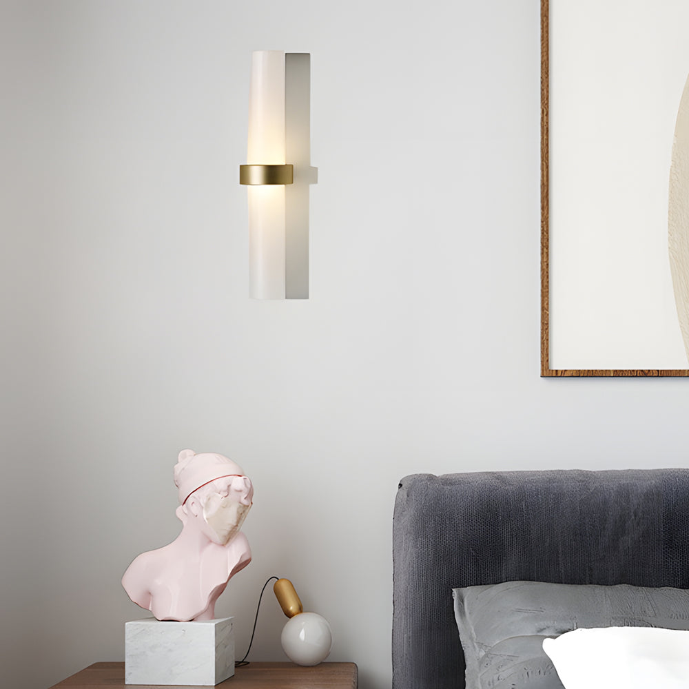 GlowLicht - Modern vägglampa av frostat glasrör i varm vit för vardagsrummet