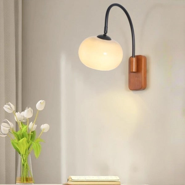 BauhausGlow – Vridbar Bauhaus Vägglampa med Khaki Glas