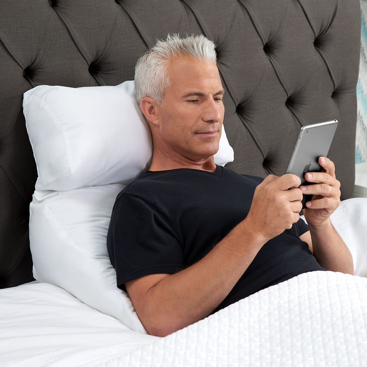 10-i-1 Flip Pillow