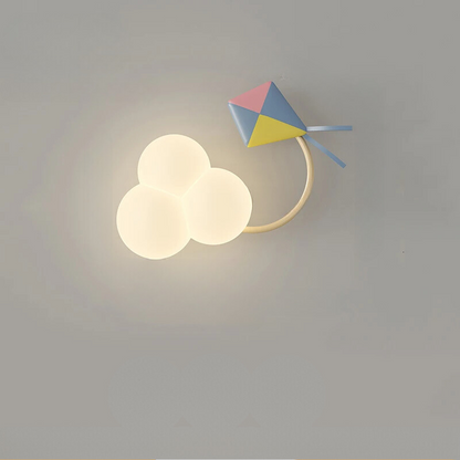 CartoonFlygplan - Barnkammarens Vägglampa med Stjärnor, Regnbåge och Flygplansdesign