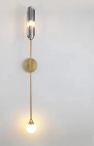 GoldenGlow – Minimalistisk LED Vägglampa för Vardagsrum &amp; Sovrum