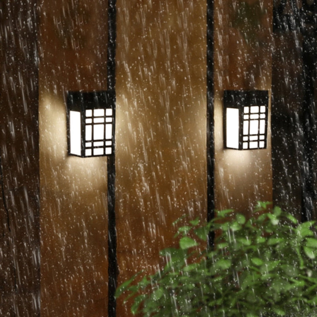 Carvallo – Elegant solcellampa med intelligent sensorstyrning