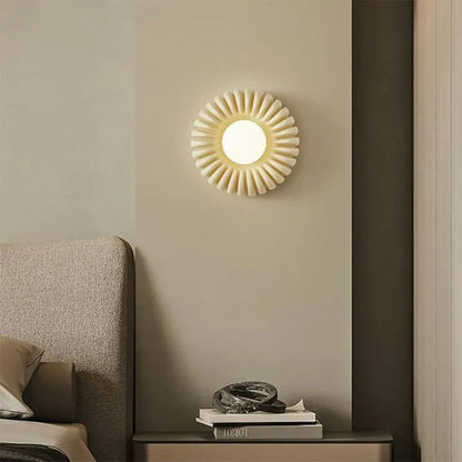 ResinGlow – Modern vägglampa i harts för stilfull belysning