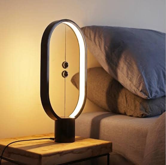 Trä Bordslampa med Magnetisk Strömbrytare Ljus