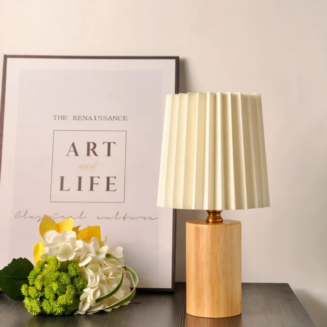 LED bordlampa i skandi-design av trä