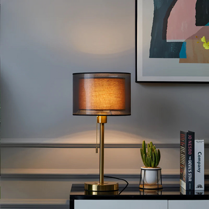 Lumis Dunea | Bordslampa med dubbelskiktad textilskärm i mjuk design
