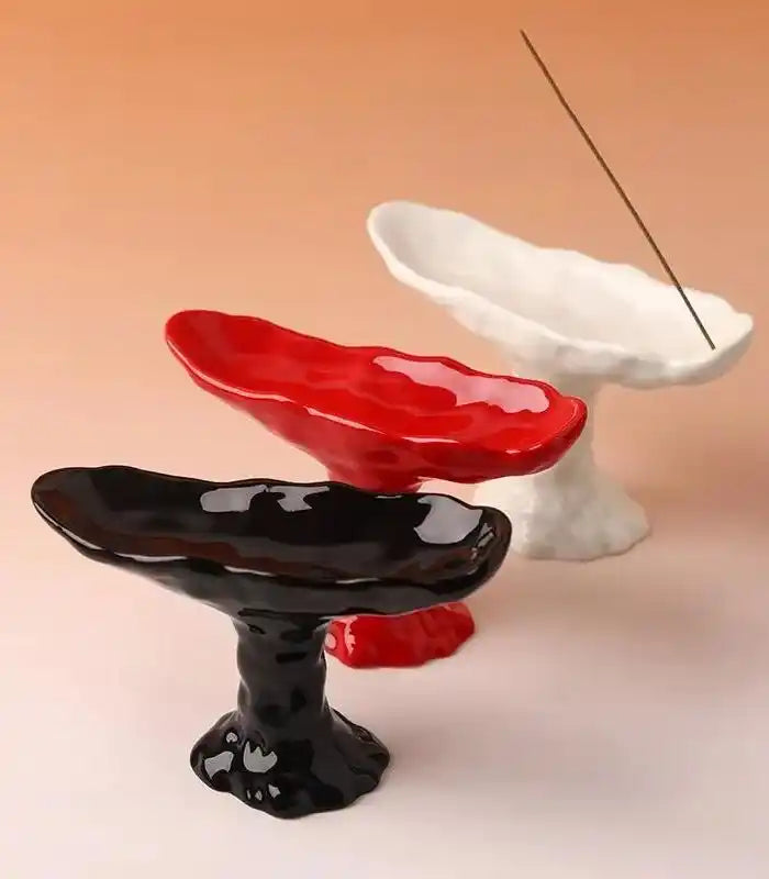 Elegant keramik rökelsebrännare hemdekoration finns i röd, vit, svart