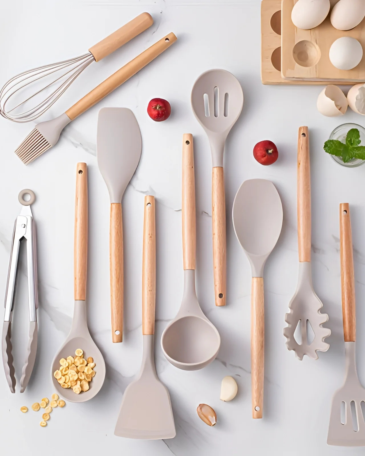 Carvallo – Miljövänligt Silikon Kökset med Bambu Handtag (12-delar)